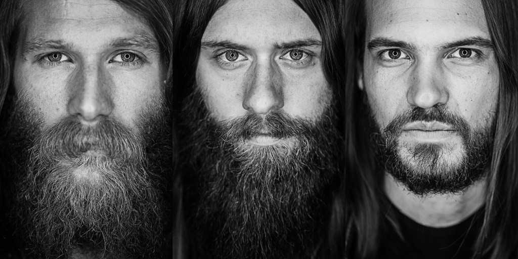 Laat je door Kadavar meezuigen naar een truckerscafé in de hel