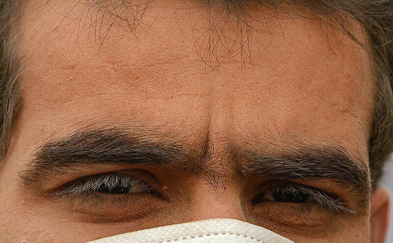 A man stares into a dust storm in Ahvaz. Image: Ali Shakiba