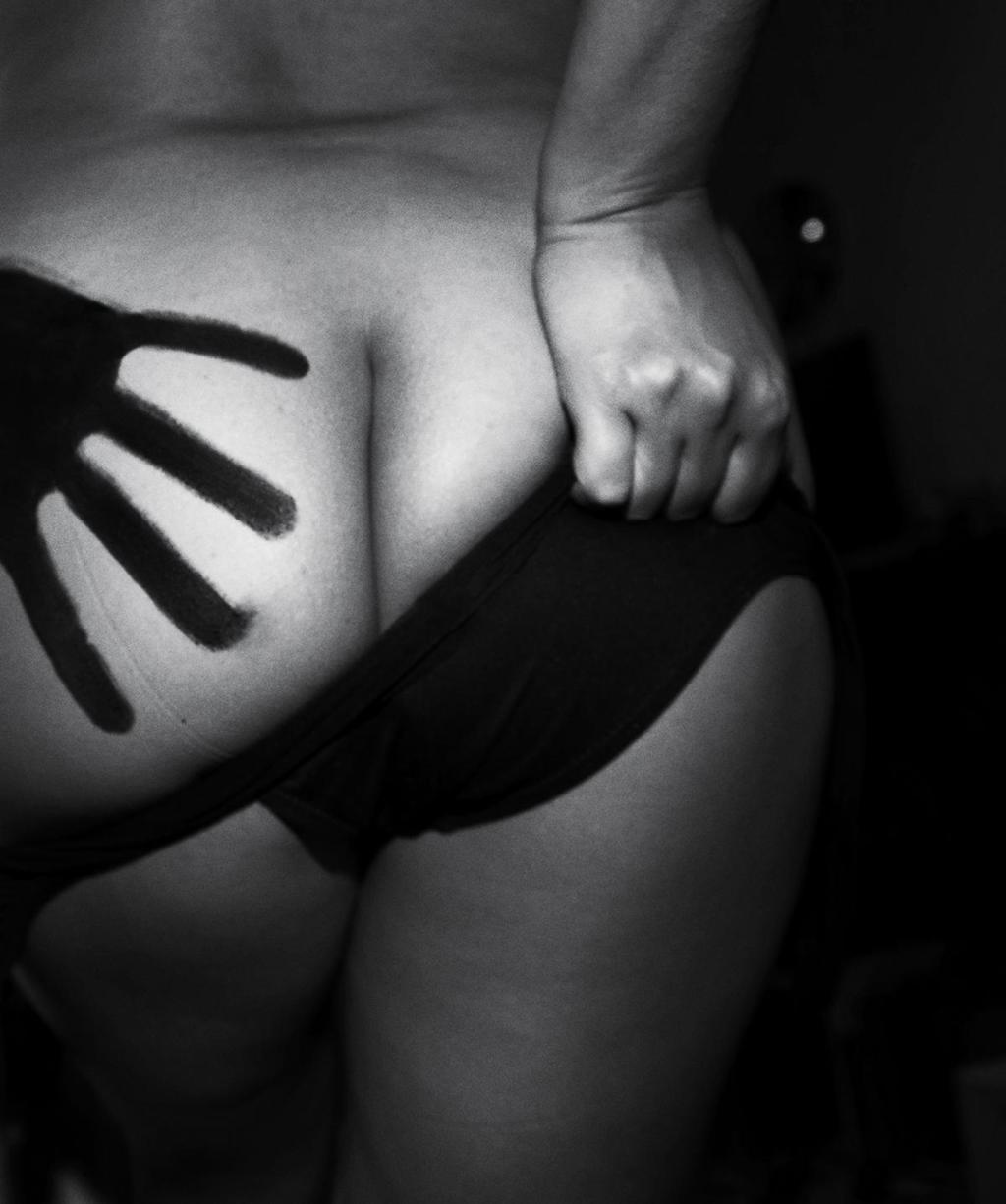 Fotografii care-ți arată cât de frumos e să fii gol