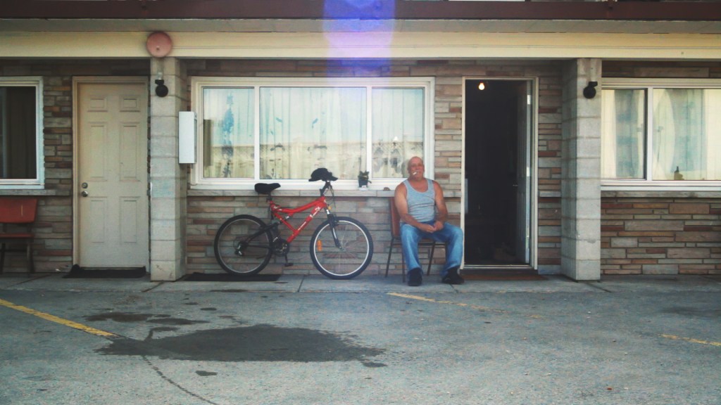 Portraits of the New Residents Reclaiming Niagara Falls’ Aging Motels