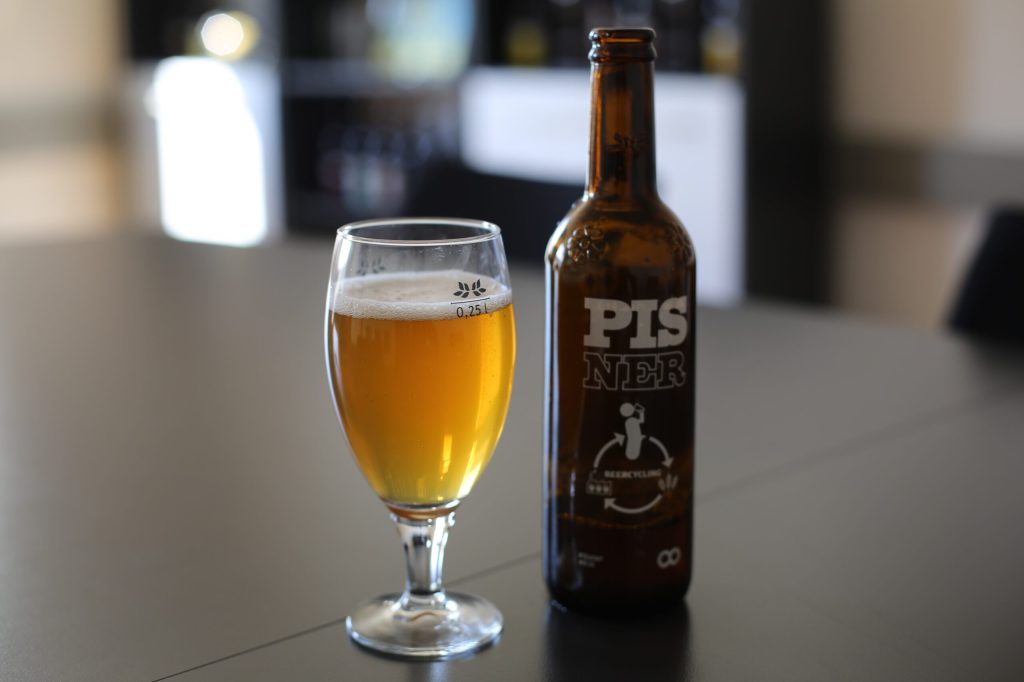 We proefden het allereerste bier ter wereld gemaakt met pis