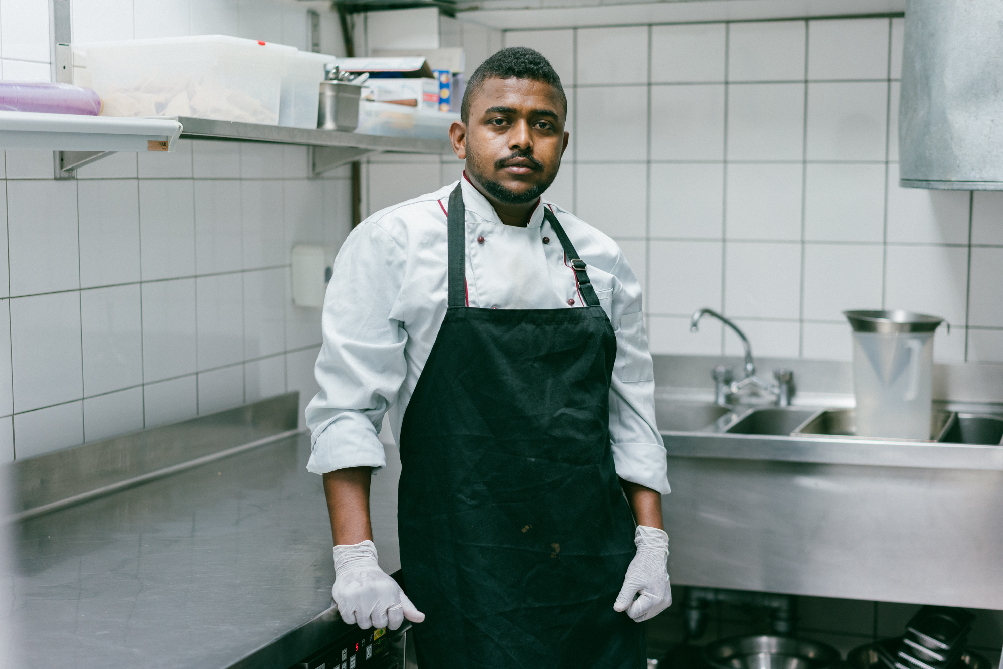 1497884106269-VASSILENAS_Hassan-Hassan