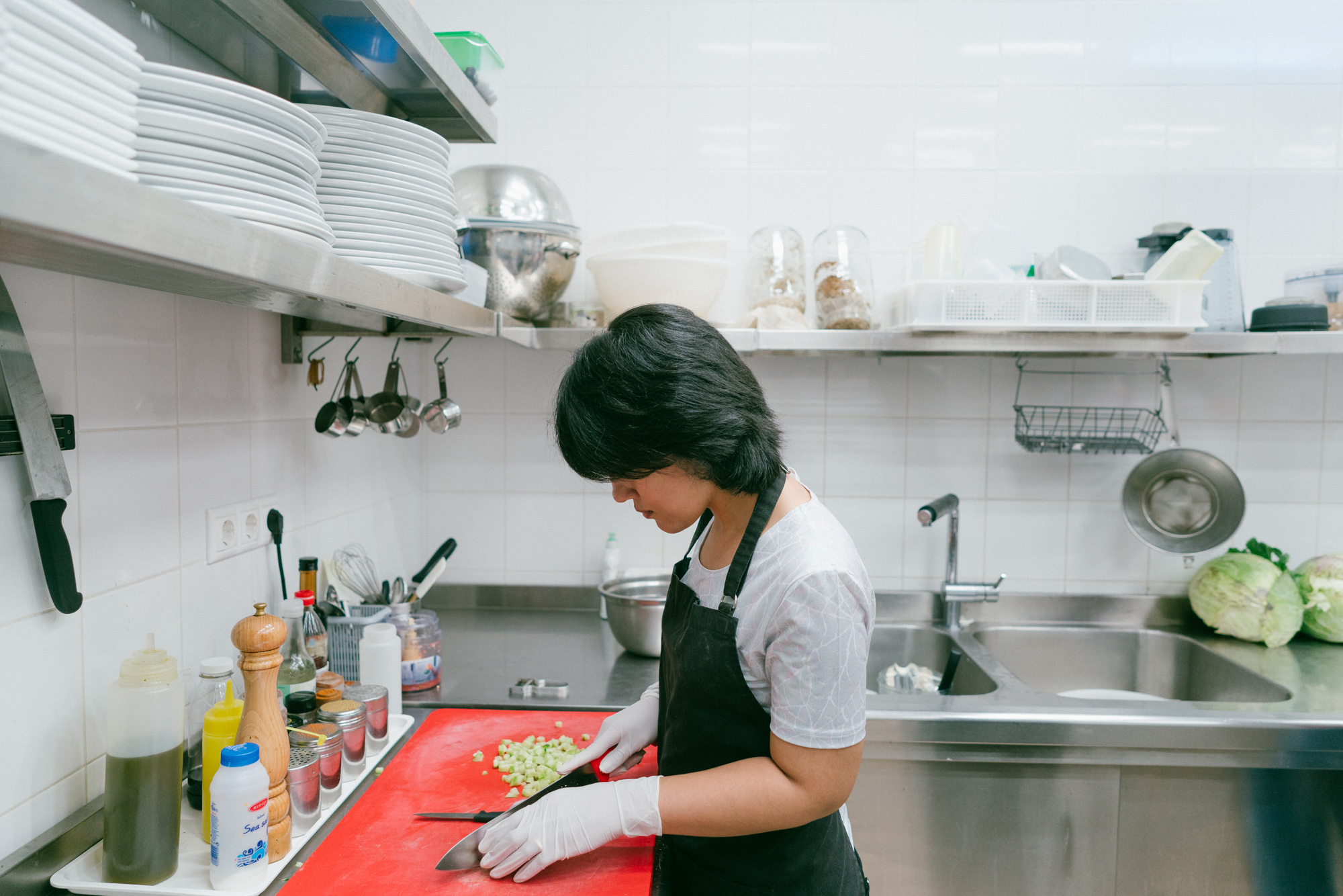 1497884256379-YI-Mahboubeh-Tavakoli