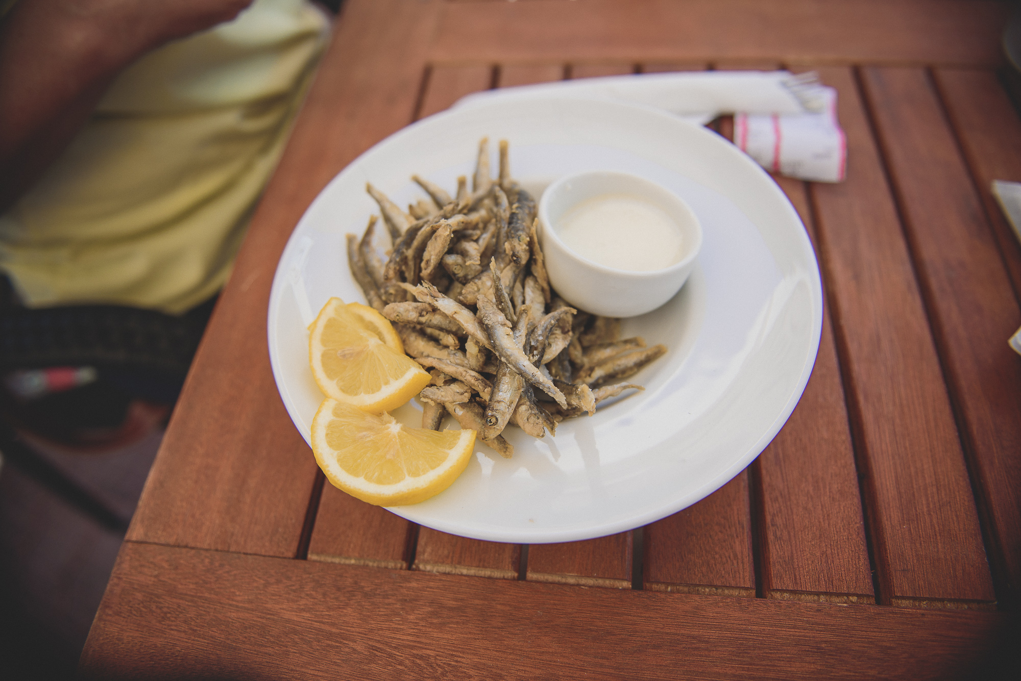 litoral romanesc mancare litoral plaja romania mamaia grill