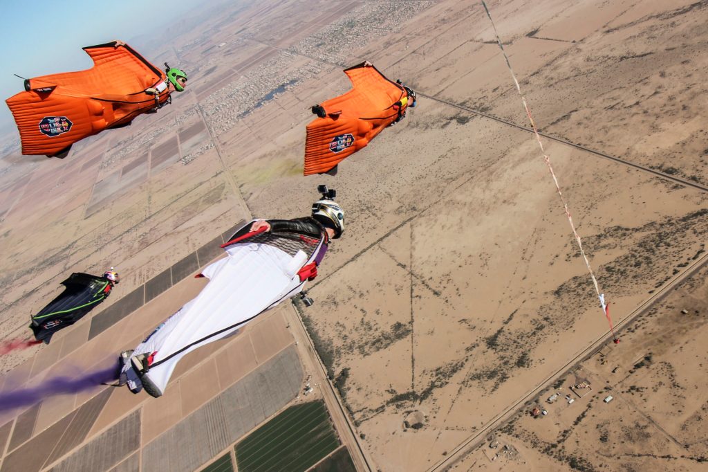 Waarom wingsuit-basejumpen mentaal verslavend is