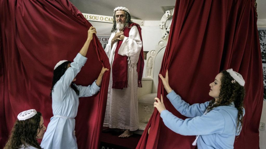 Os homens que acreditam ser Jesus Cristo