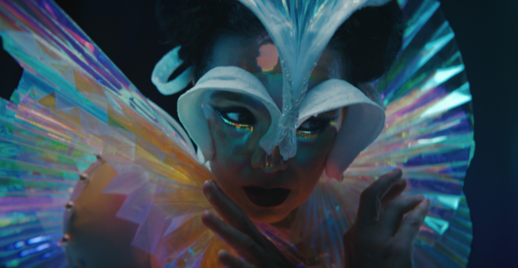 Wideo do “The Gate” jest naprawdę obłędne, nawet jak na Björk