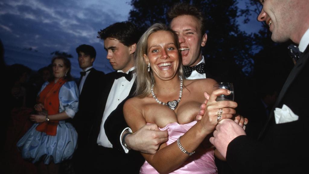 Kako su se ljudi zabavljali u Engleskoj osamdesetih