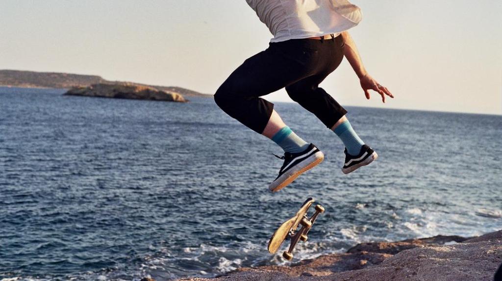 Charita v Athénách využívá skateboarding na pomoc uprchlíkům