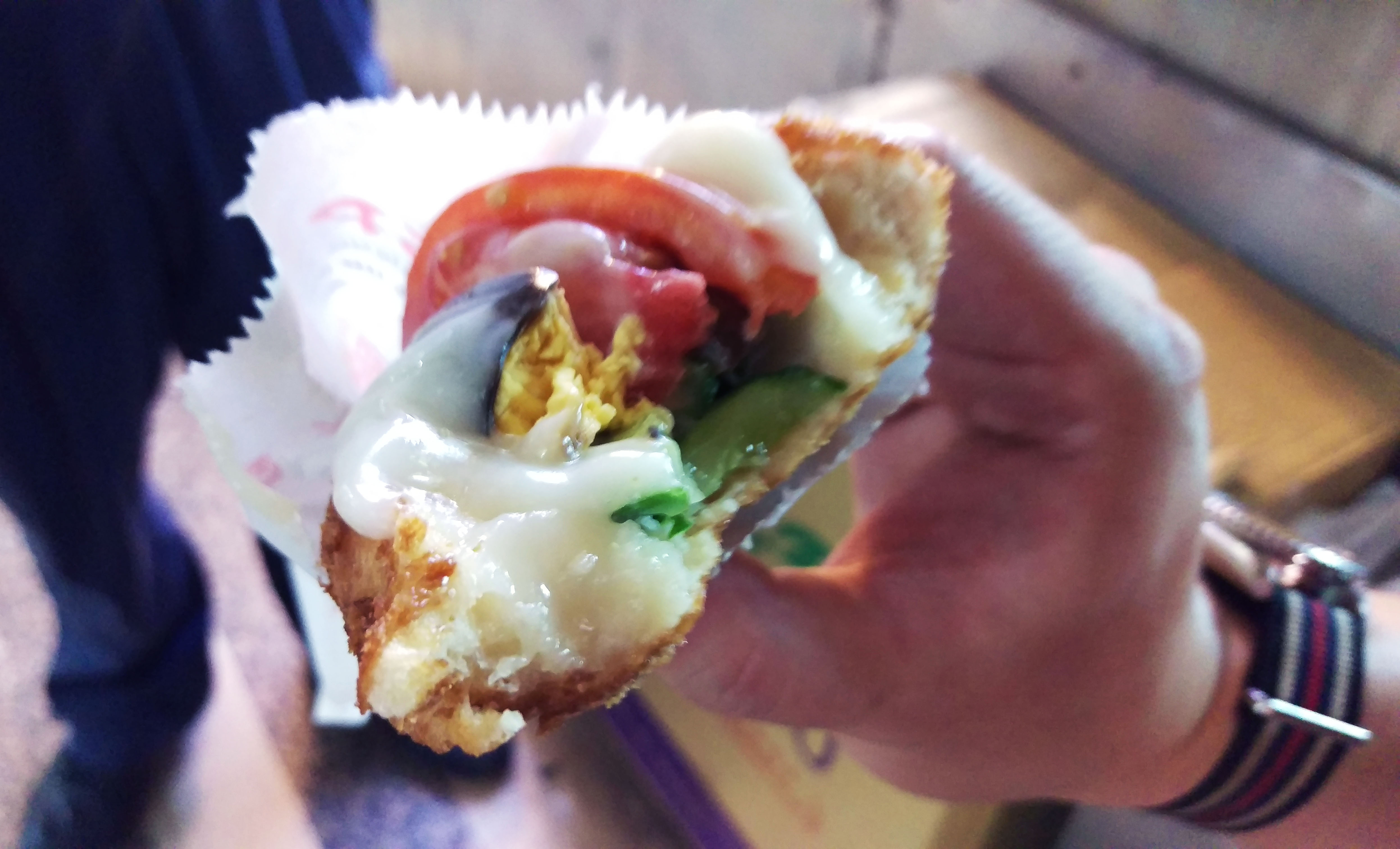 1515705687777-TRan_NutritionSandwich