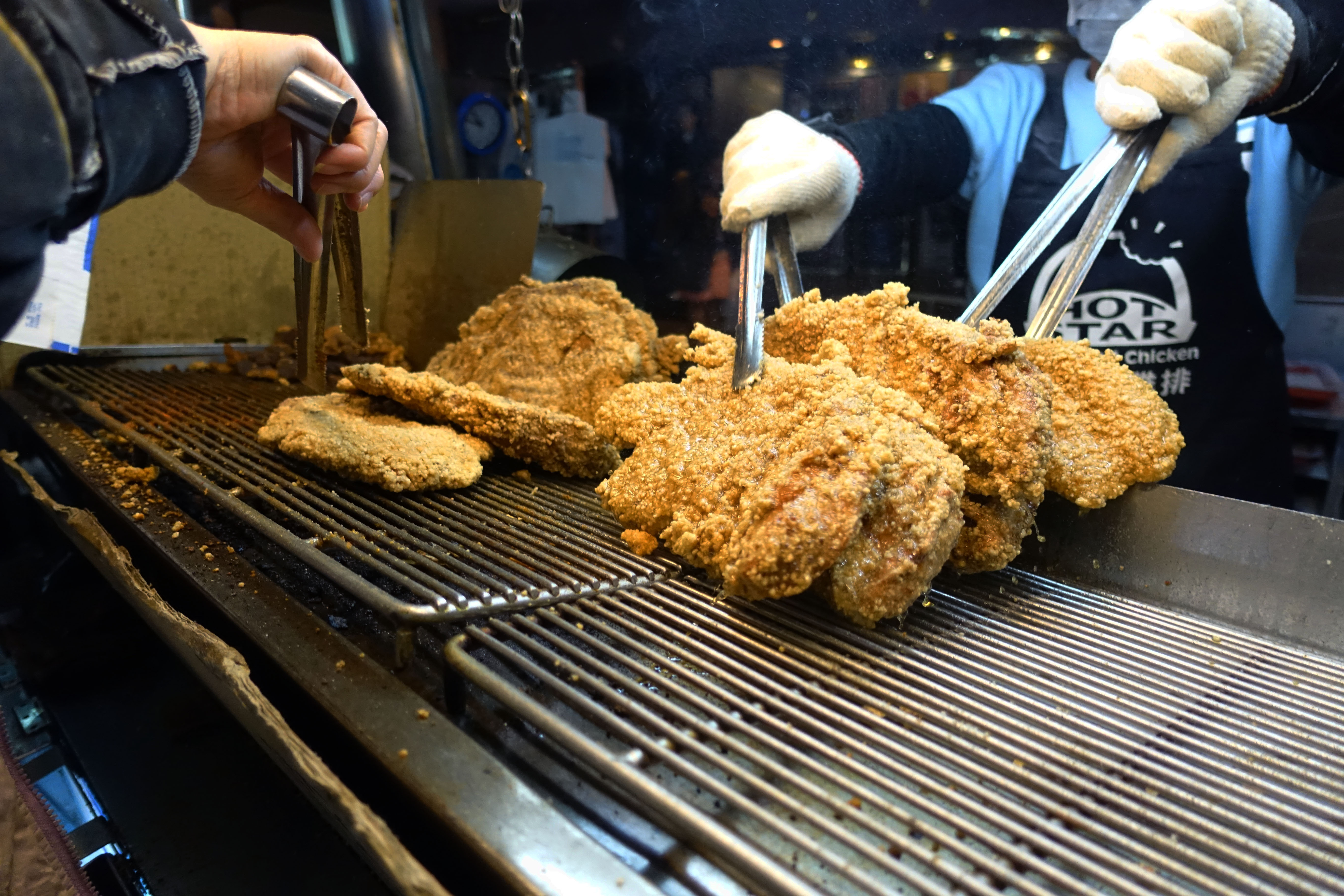 1515706491562-TRan_HotStar