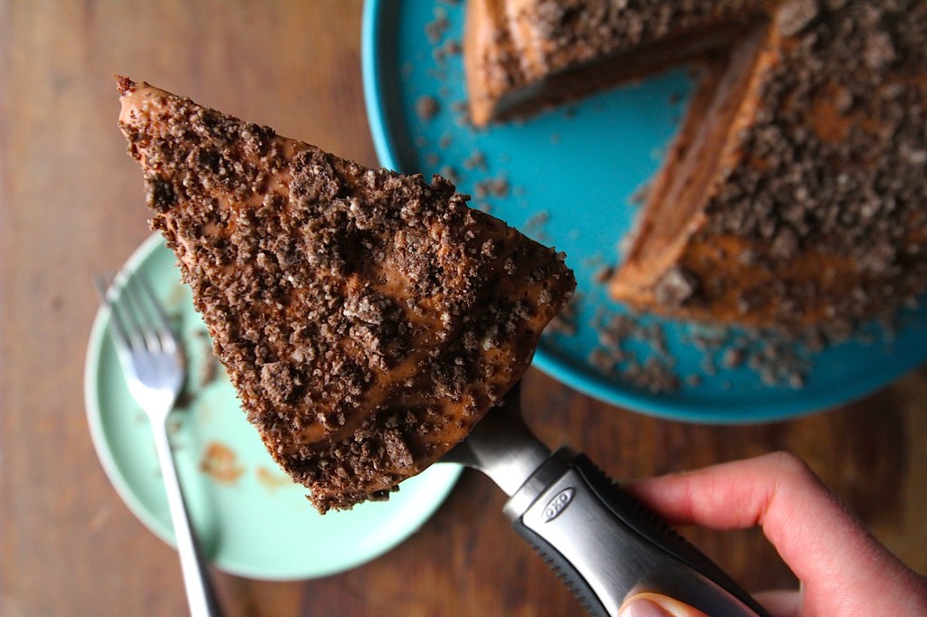 Glem alt om nytårsfortsæt, og kast dig over den perfekte chokoladekage