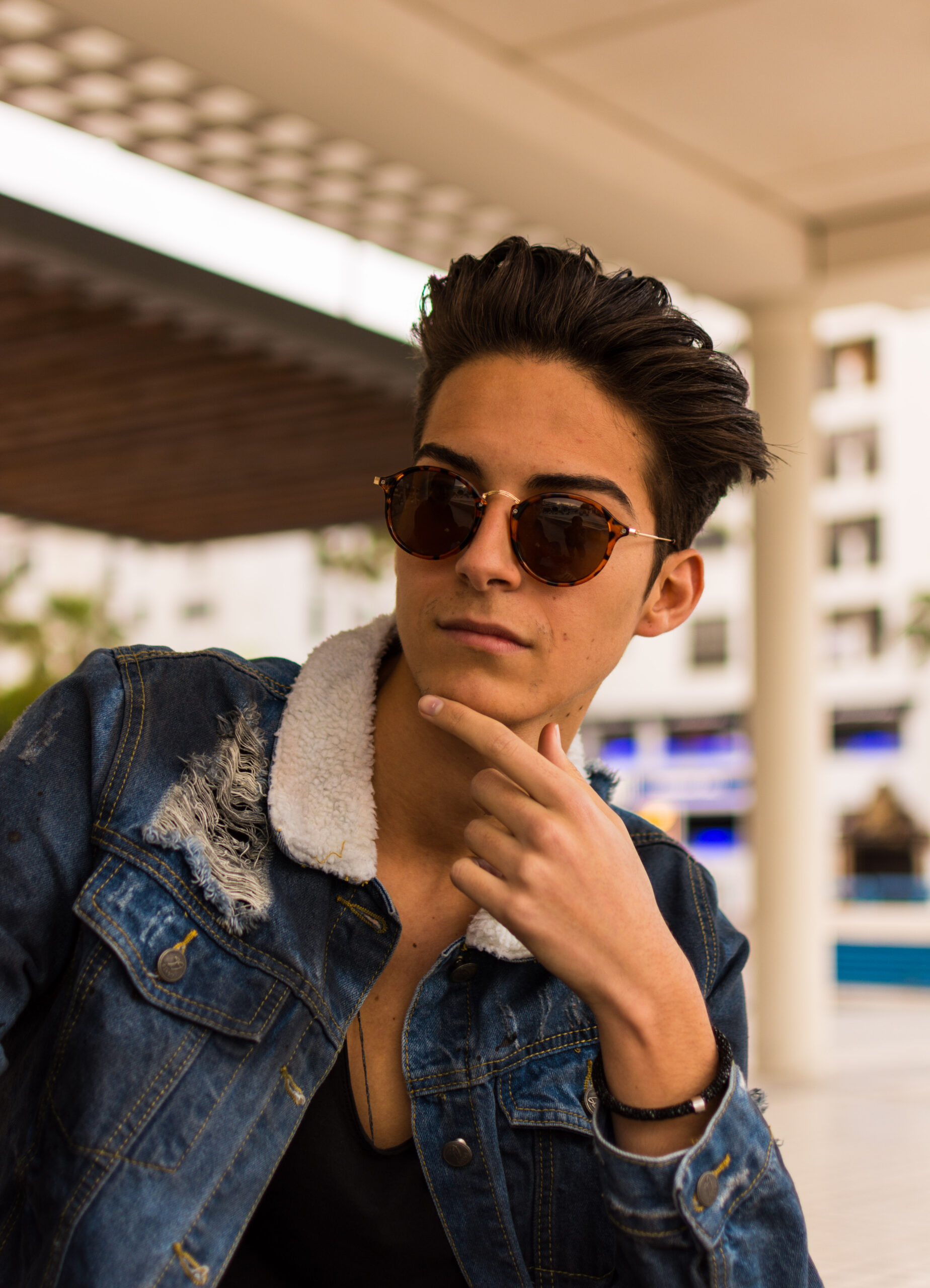 ser joven en marbella puerto banús