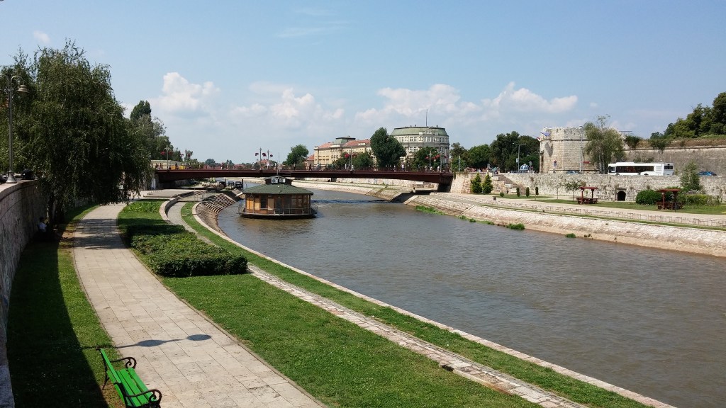 Dobrodošli na kej: Gde izlaze mladi u Nišu