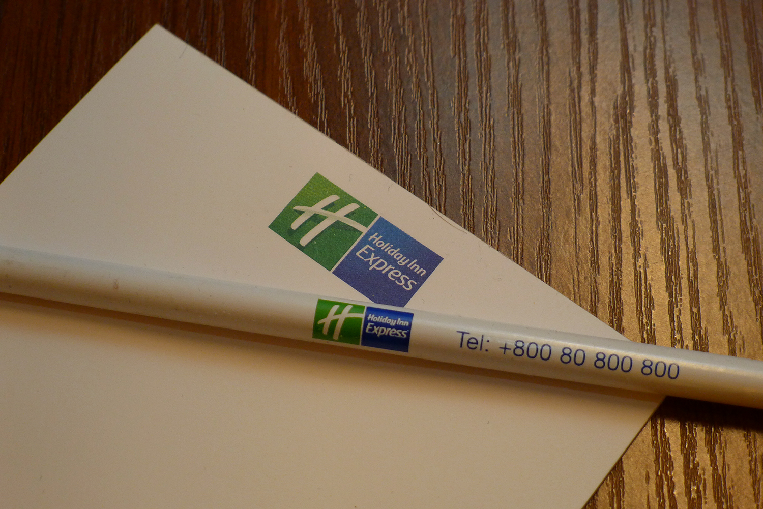 regalos souvenirs de mierda