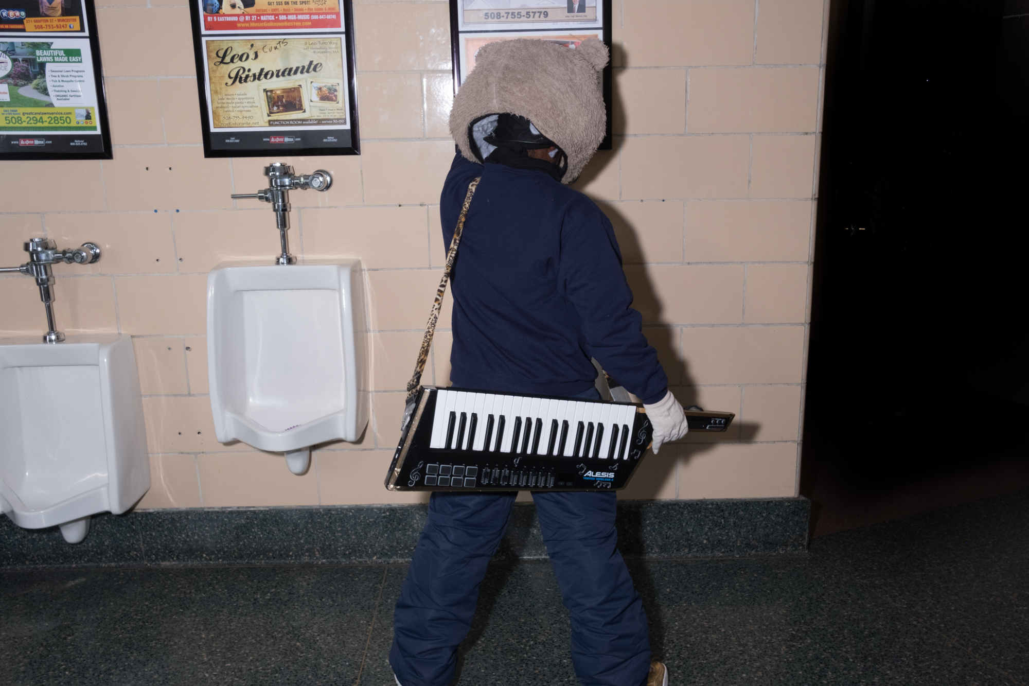 1540331420047-Keytar-Bear-0884