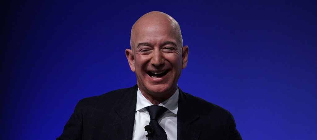 Jeff Bezos just conned establishment Democrats.