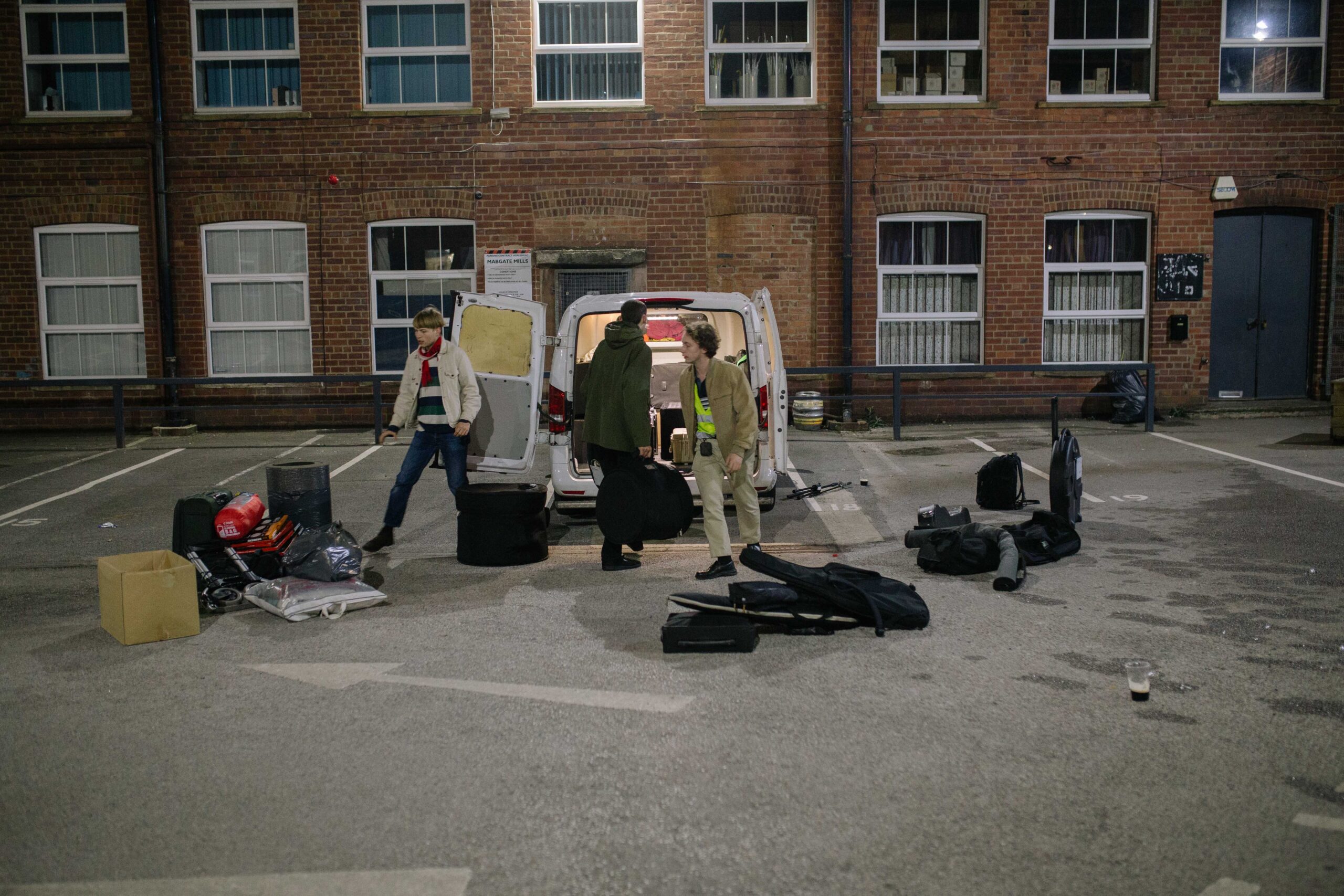 1542372904106-TheHomesickUKTour_Digitaal03_Leeds