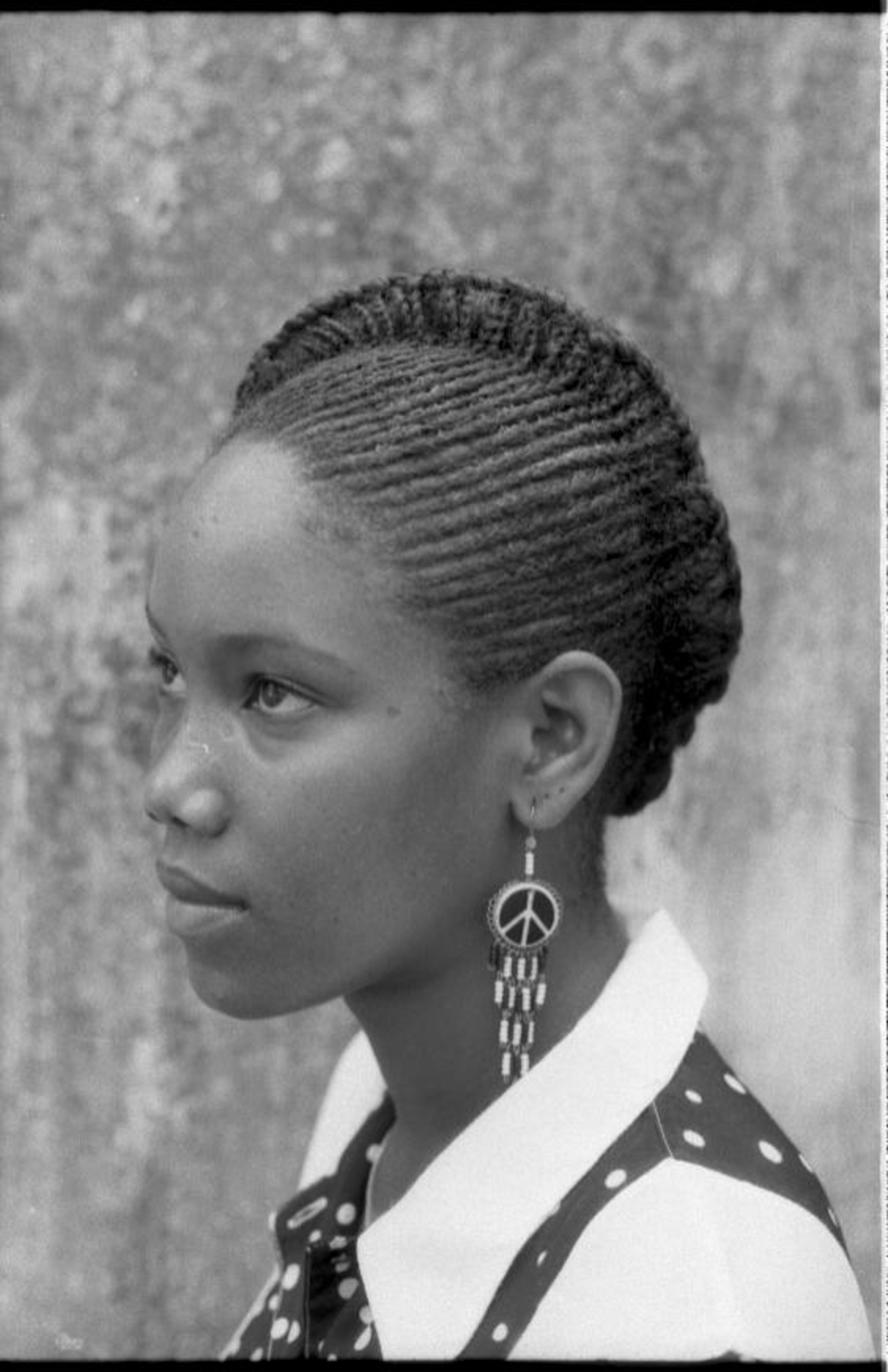 1543511560289-47-Negra-com-trancado-Foto-Lazaro-Roberto-Ano-1993