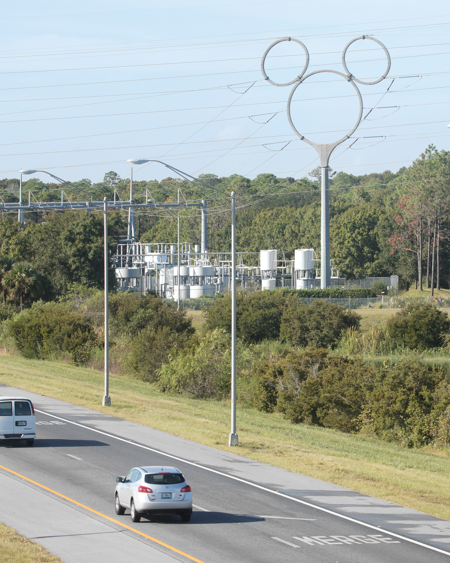 1543077578993-CM_DIS_final_03_300