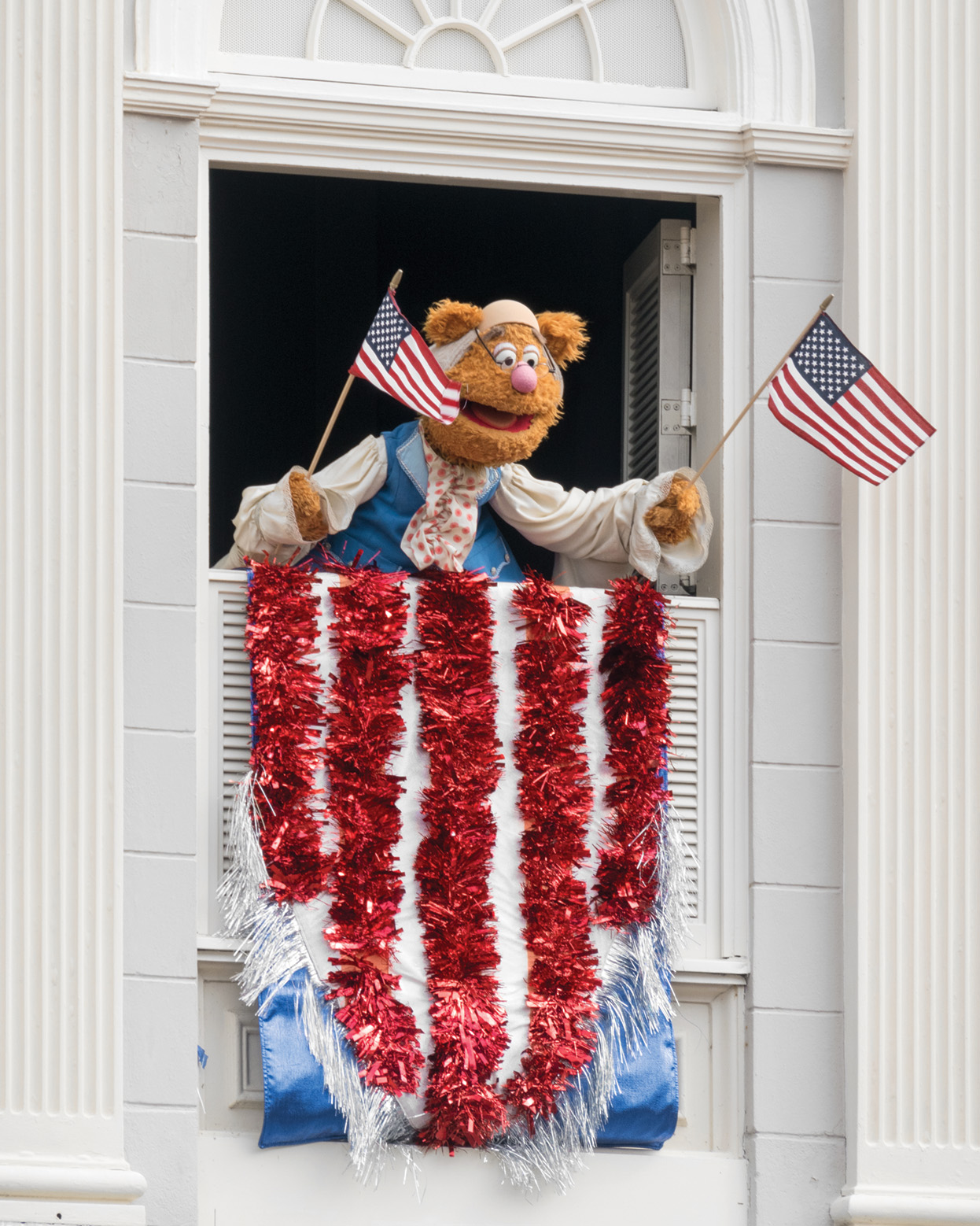 1543077658938-CM_DIS_final_09_300