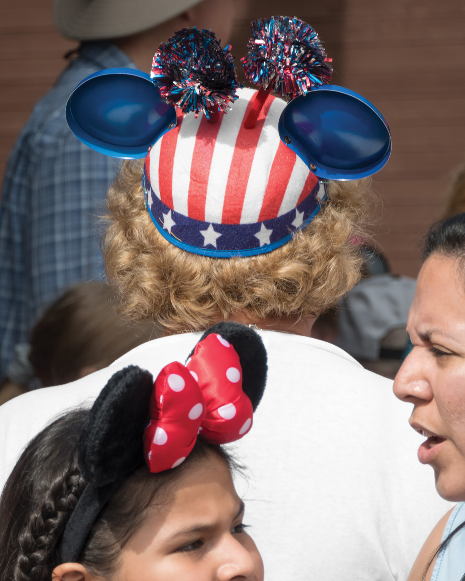 1543077761755-CM_DIS_final_17_300