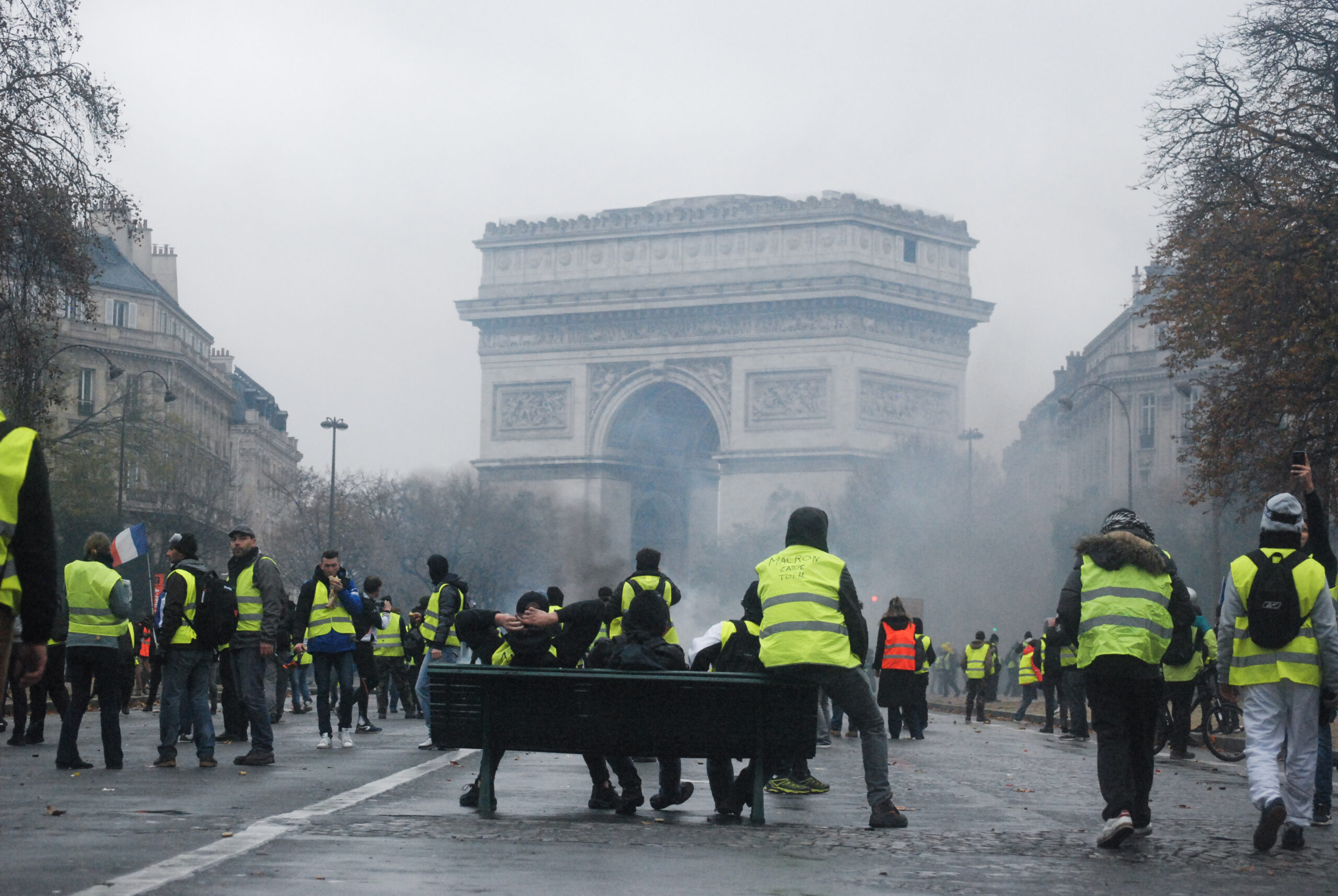 chalecos amarillos paris protestas disturbios fotos