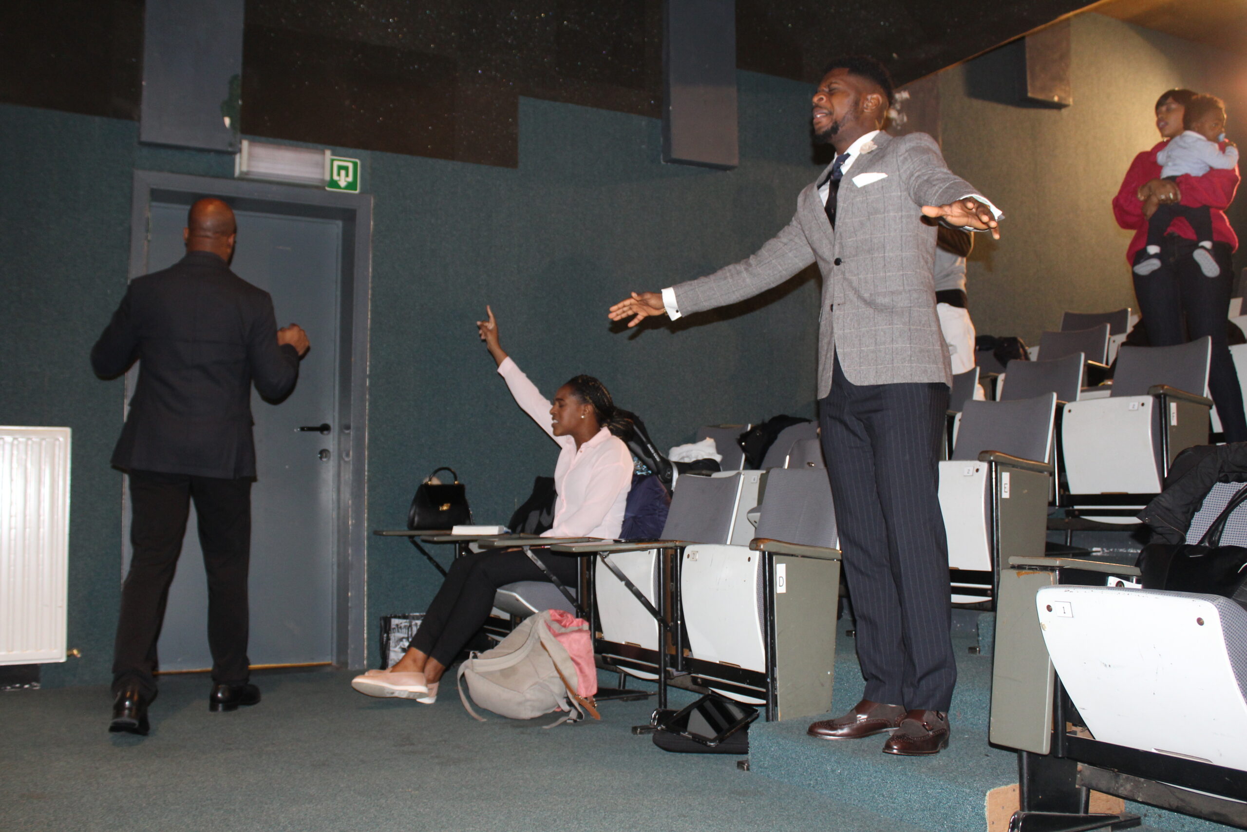 1544194382842-IMG_4207