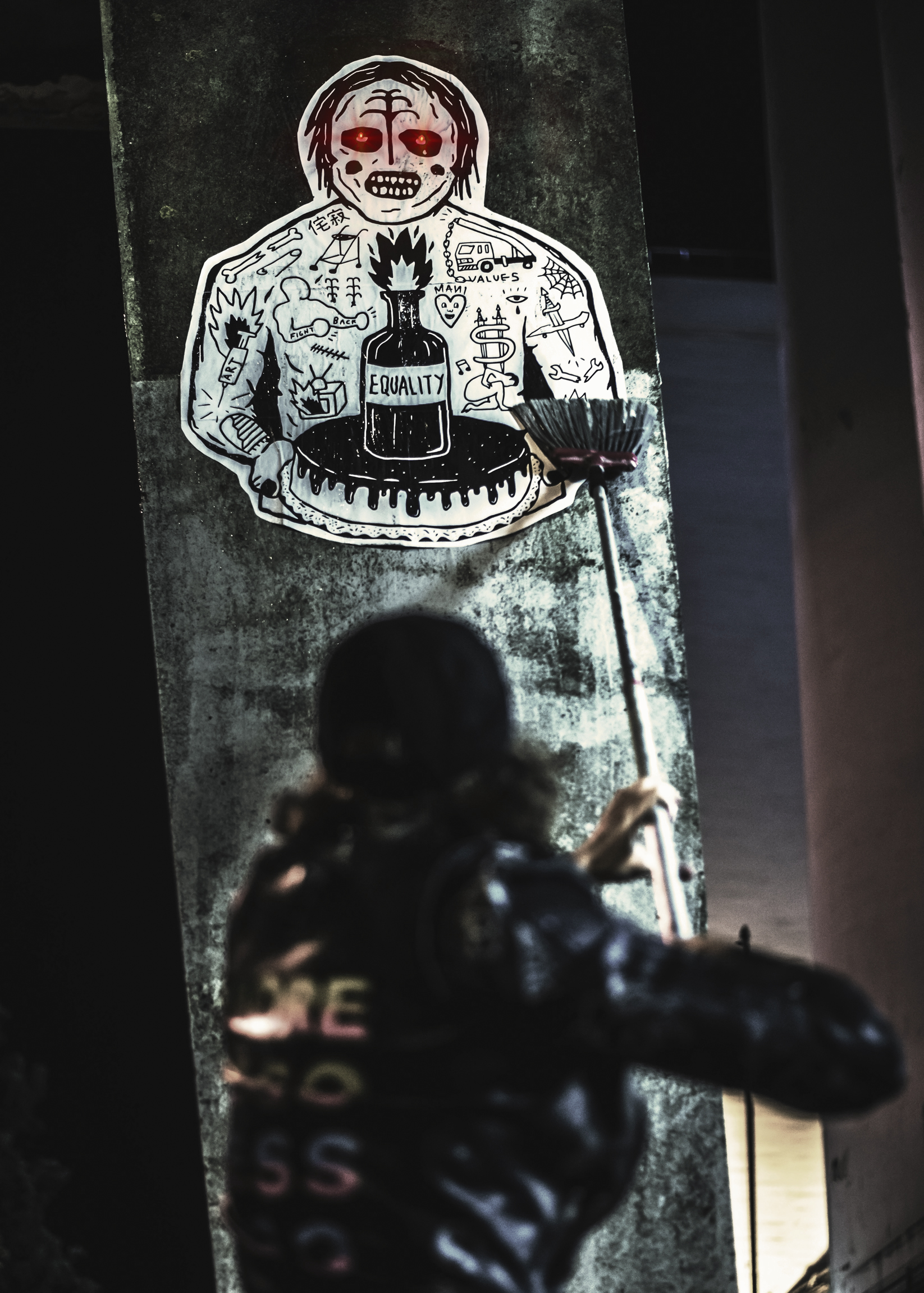 1544435961599-Fiumani_SRico011-led-streetart