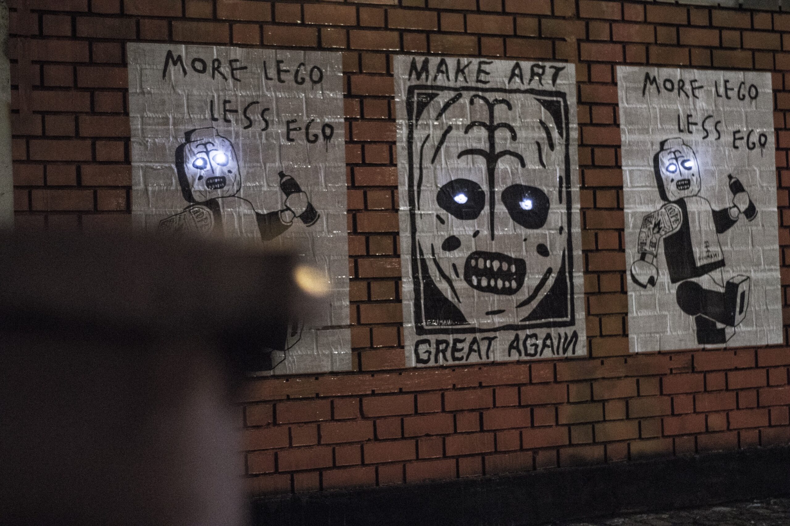 1544436266638-Fiumani_village-underground-led-streetart