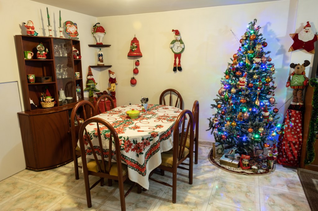 Pesebres importados y Minions: los mejores arreglos navideños en Bogotá