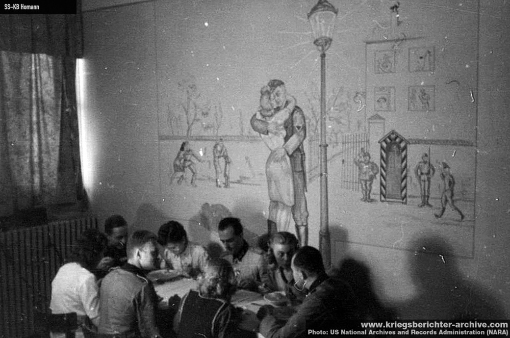 1547028656279-kantina-u-Radio-Beogradu-u-Kneza-Milosa-ukrasena-crtezom-na-zidu-po-motivu-pesme-Lili-Marlen-i-prvim-stihovima-koji-govore-o-devojci-i-vojniku-koji-se-grle-ispod-lampe-ispred-kasarne