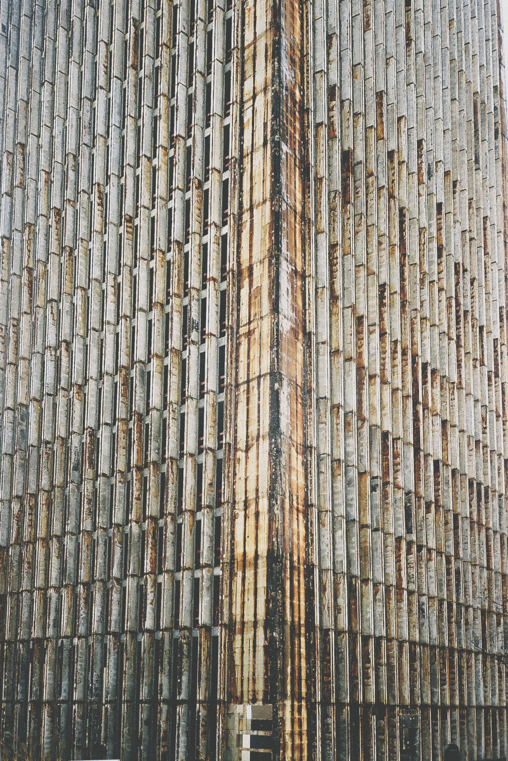 1547820155214-00000020-4