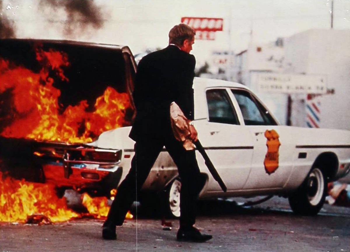 1548707527869-12-Os-Implacaveis