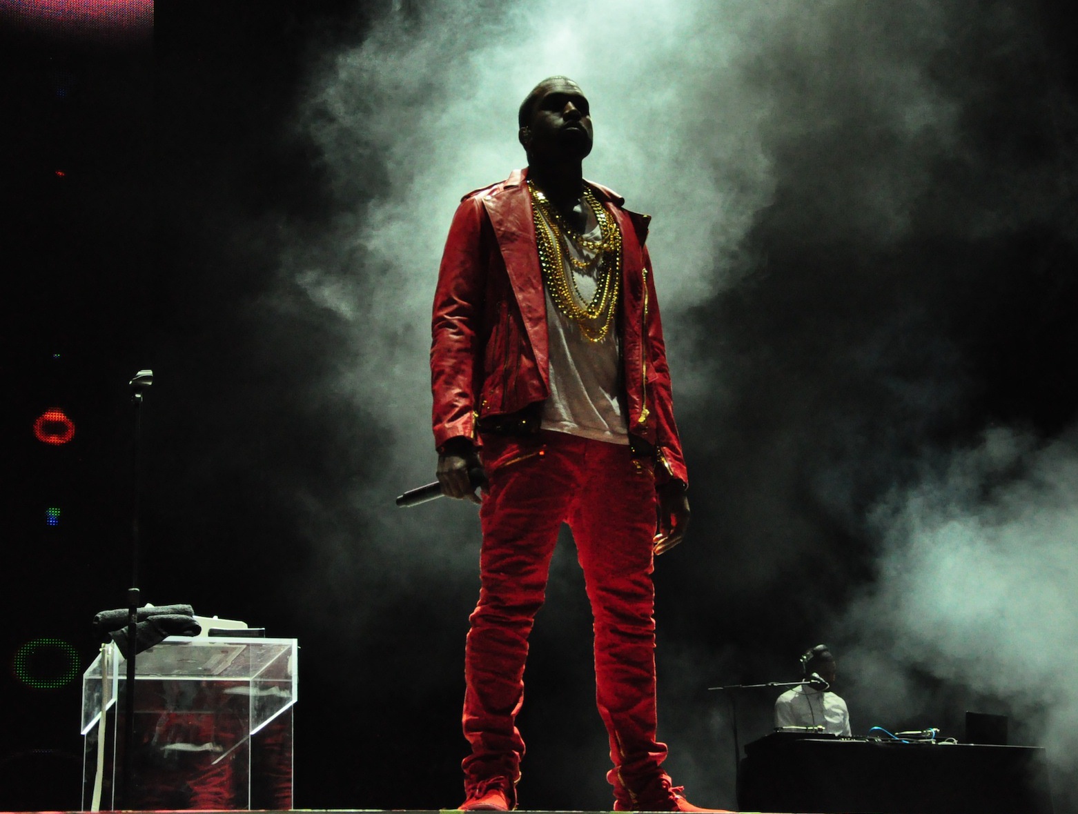 Kanye_West_Lollapalooza_Chile_2011_1