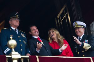 Balcon_Palacio_Desfile-12