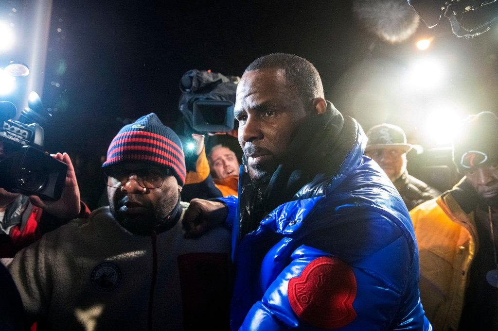 In his first interview since facing multiple criminal sex abuse charges involving underage girls, R&B superstar R. Kelly cried, screamed, and jumped up from his seat to yell at the host interviewing him.