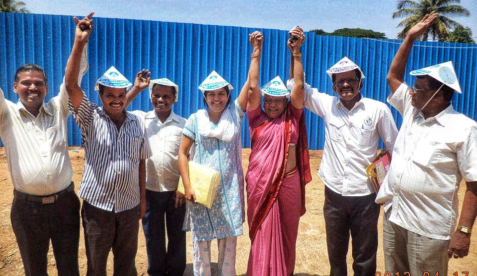 1554811252327-Lead-option-2_-people-in-pyramid-headgear