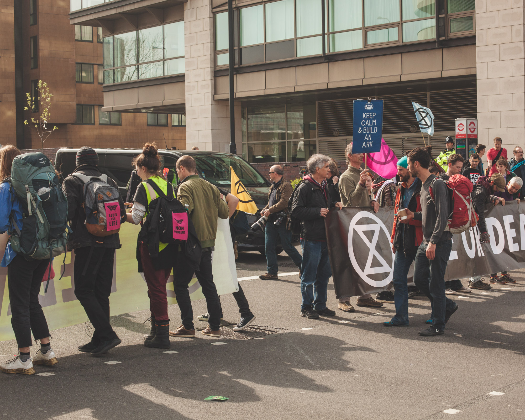 1555593181109-ChrisBethell_ExtRebSwarm-10