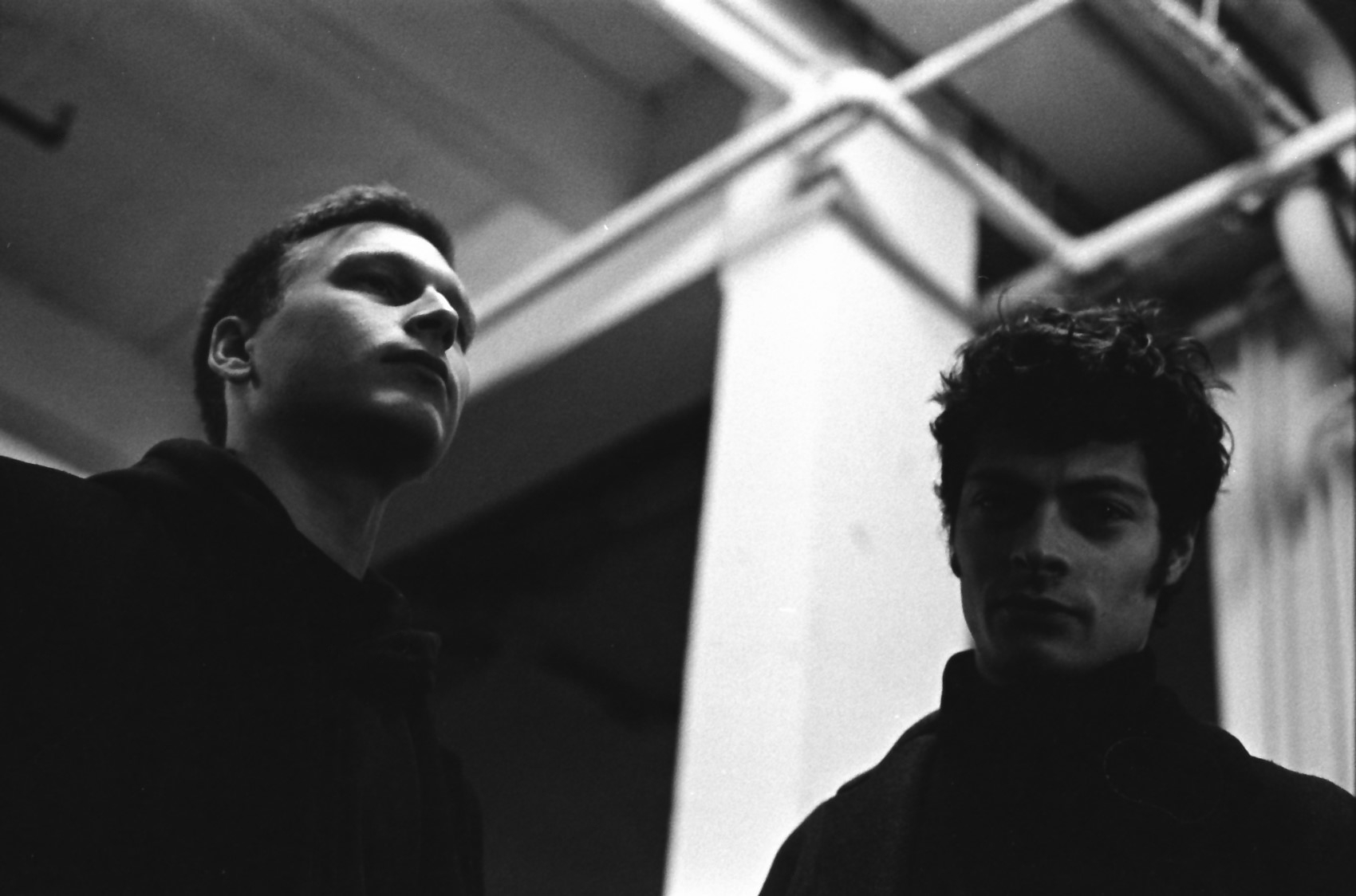 1555666981871-UVB76_5