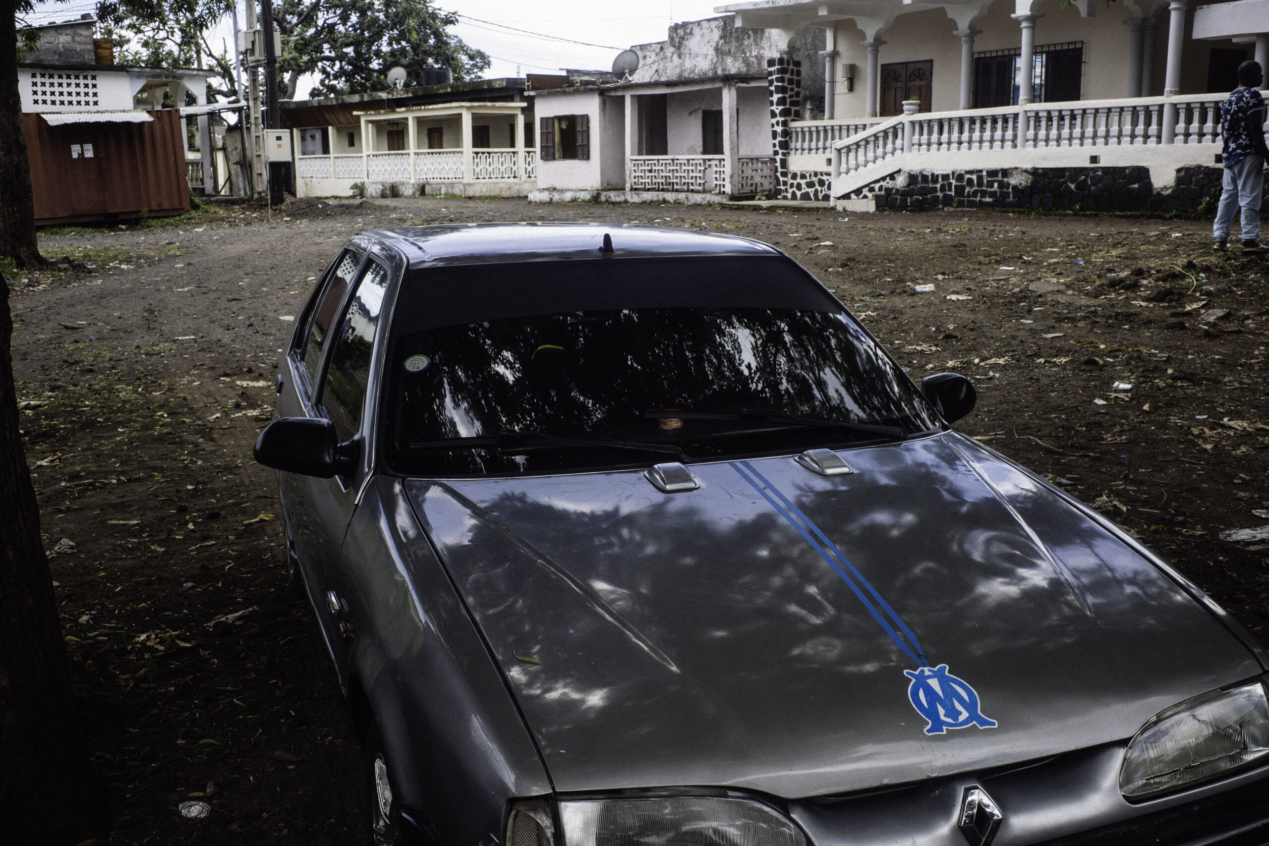 1556639837729-L1003111