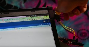 this knob lets you scroll through tabs