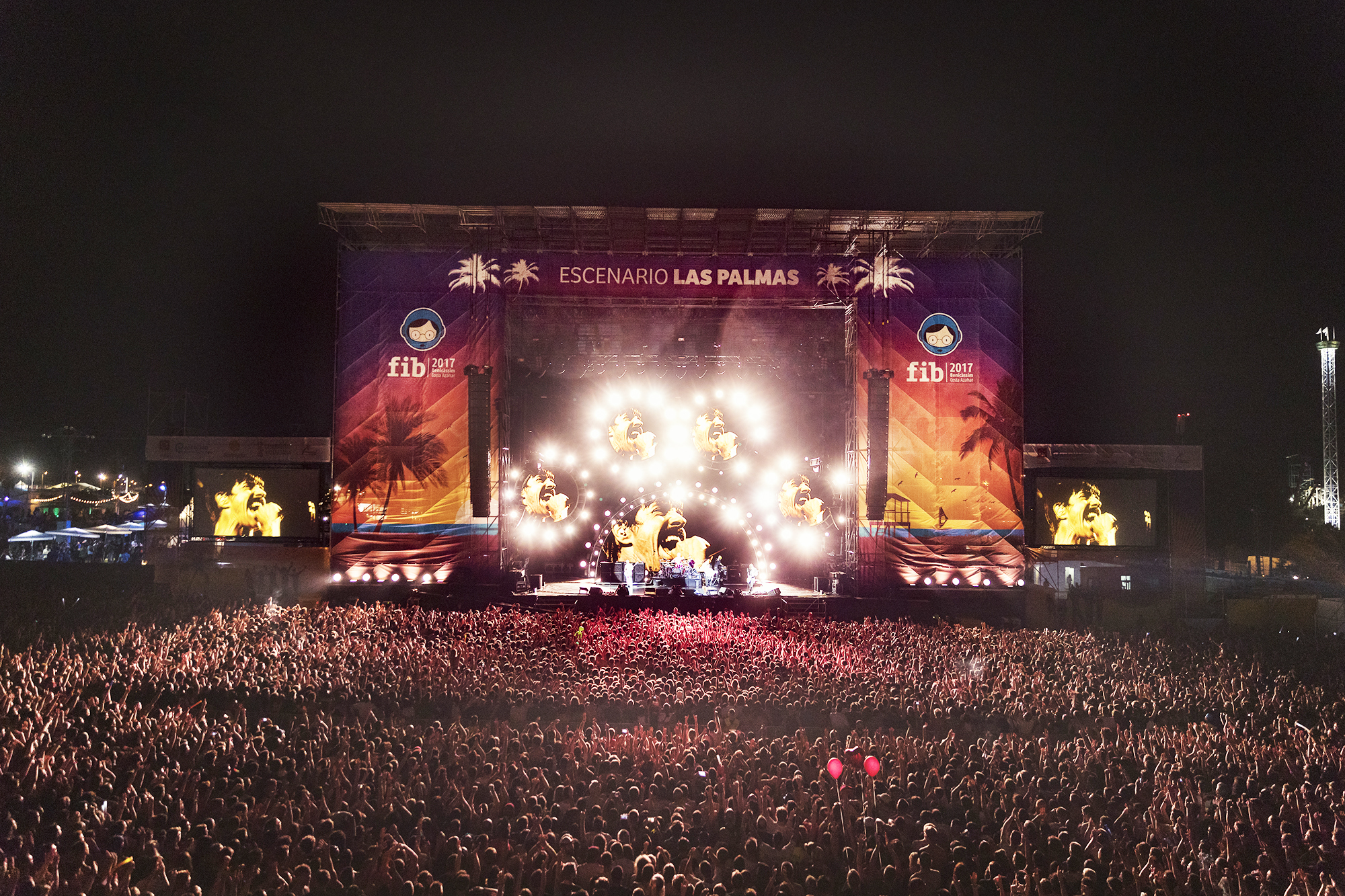 1560782162579-RedHotChiliPeppers2017