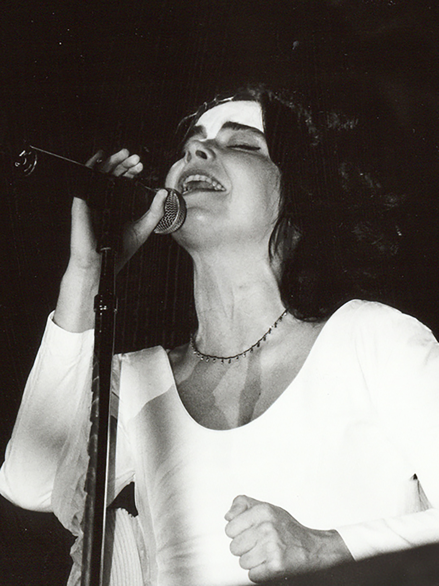 1560782381549-Bjork1998