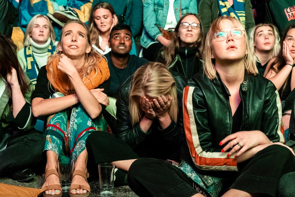 Balende fans van het Zweedse elftal