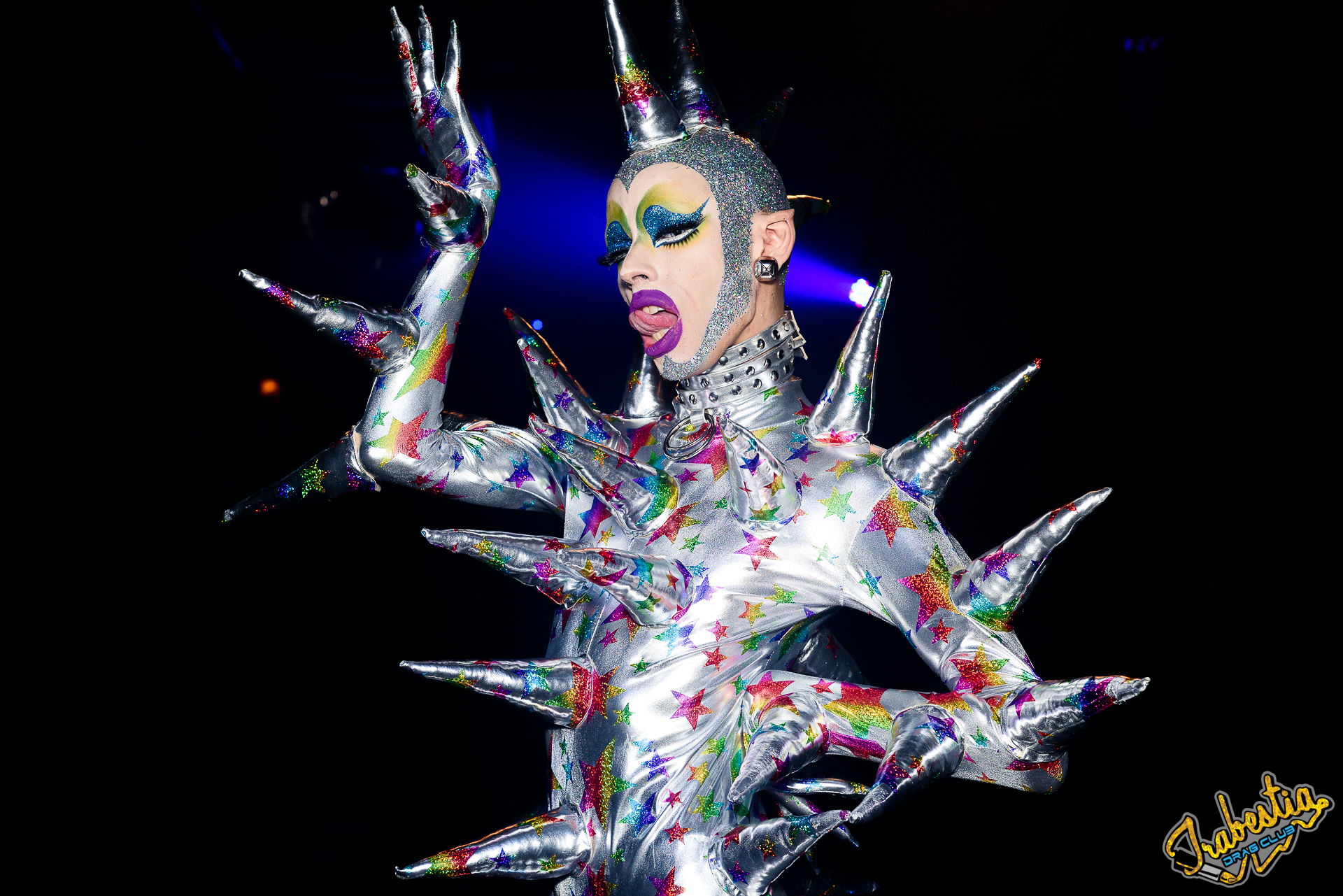 1564433135826-le-brujx-2