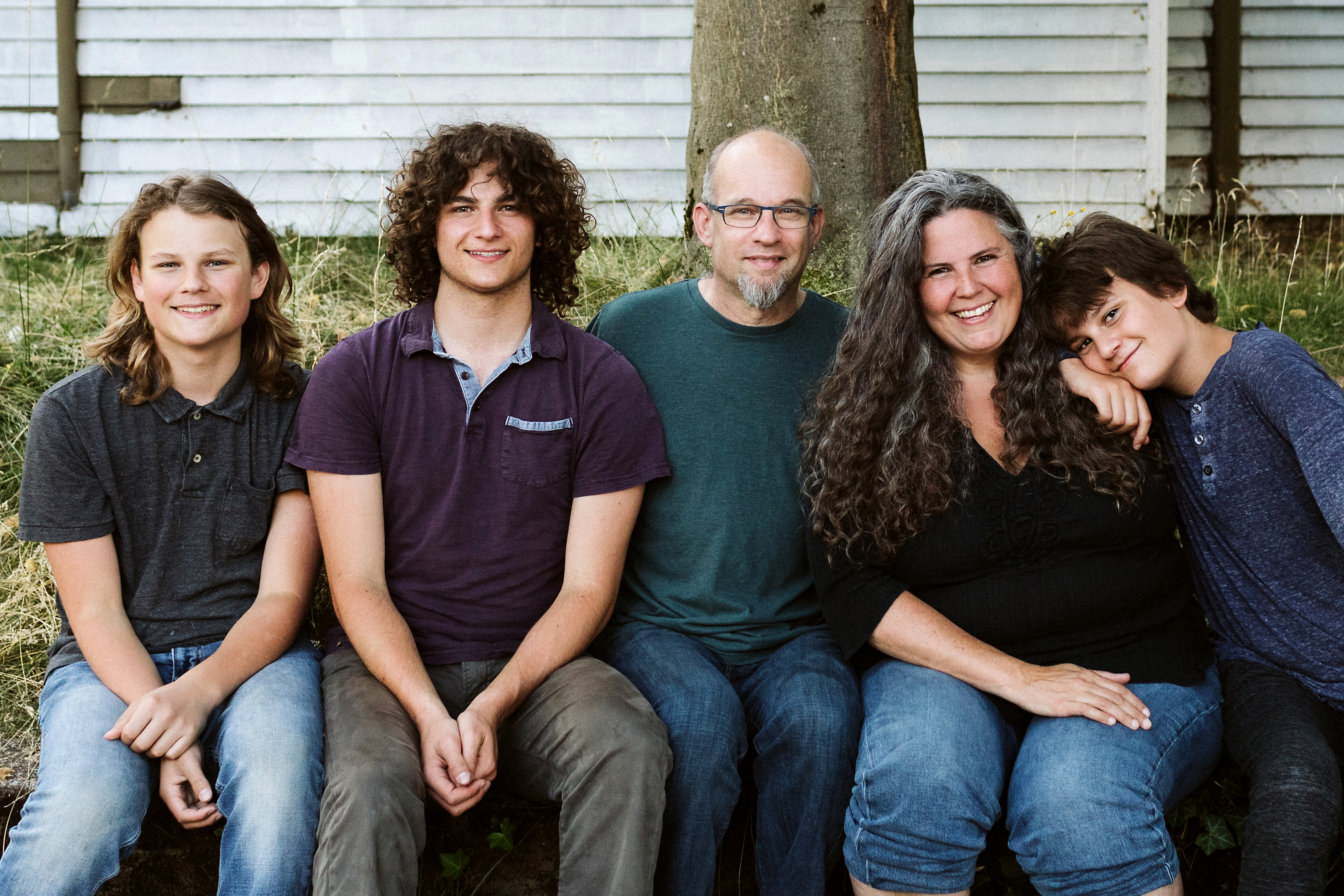 1564526955036-Rubin-Famliy-Portrait-Lead-Safe-Mama-July-2019-color1