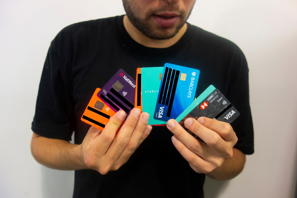 Haruskah Kita Khawatir Melihat Popularitas Transaksi Nontunai?