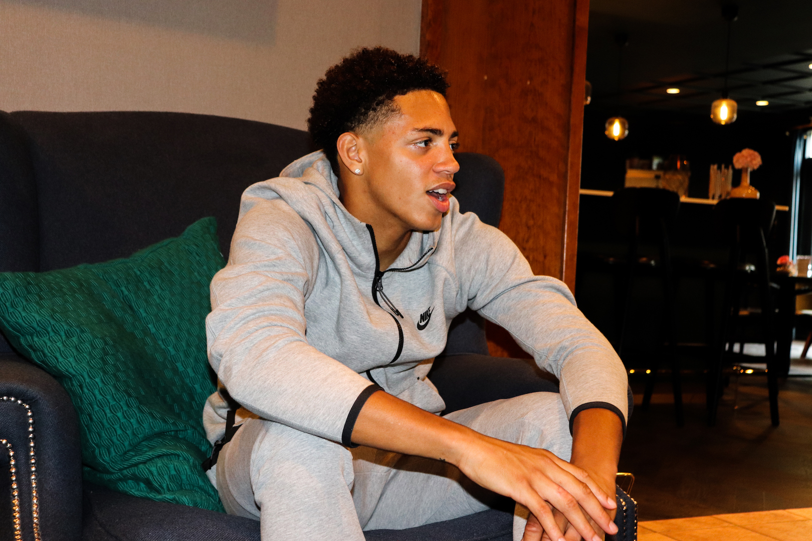 1566899837591-Darius-Johnsen5