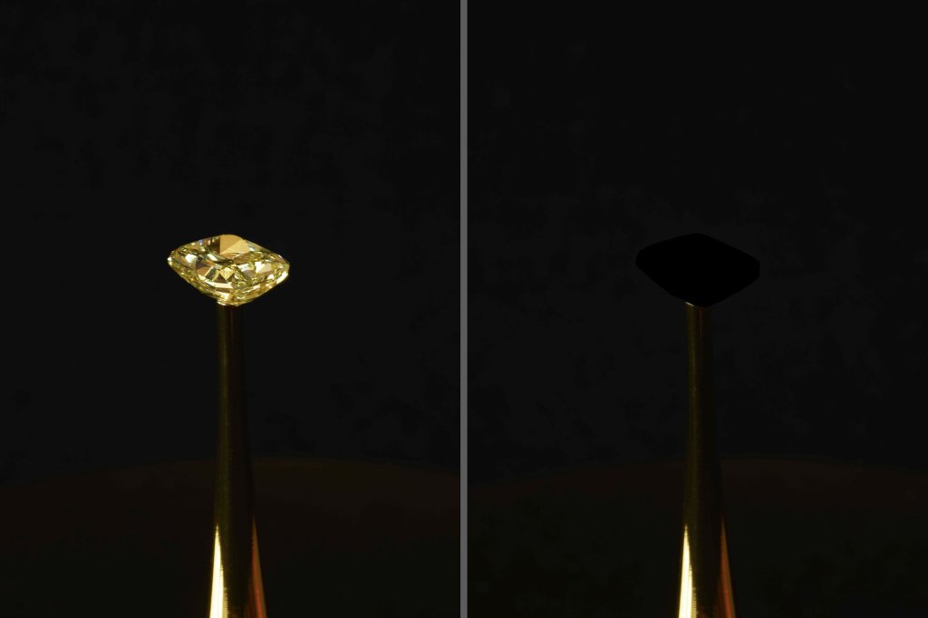 Comparison of uncoated diamond compared to diamond coated in carbon nanotube foil. Image: R. Capanna, A. Berlato, and A. Pinato